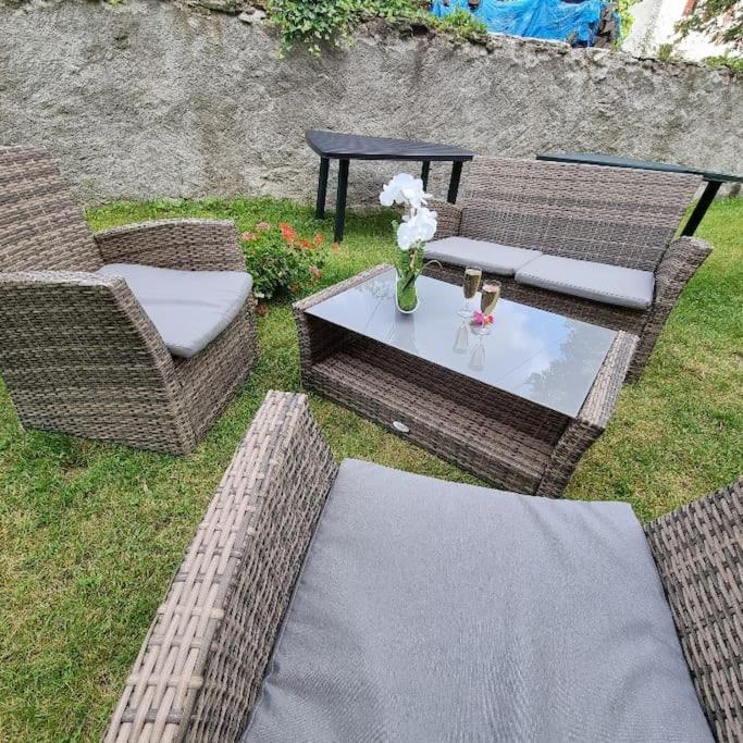 Gite Eglantine 2 A 6 Personnes Avec Spa Et Salle De Jeux Dans La Residence Ventron Exterior foto