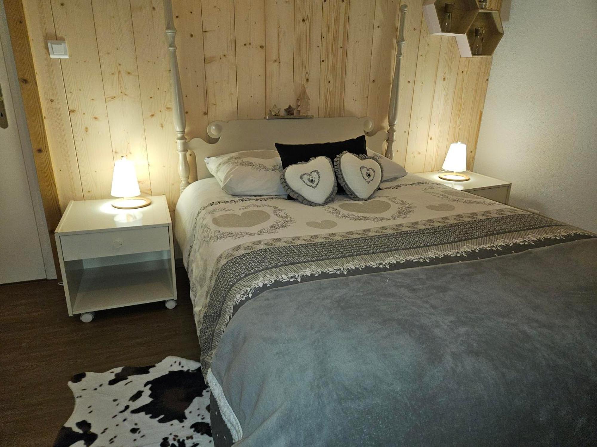 Gite Eglantine 2 A 6 Personnes Avec Spa Et Salle De Jeux Dans La Residence Ventron Exterior foto